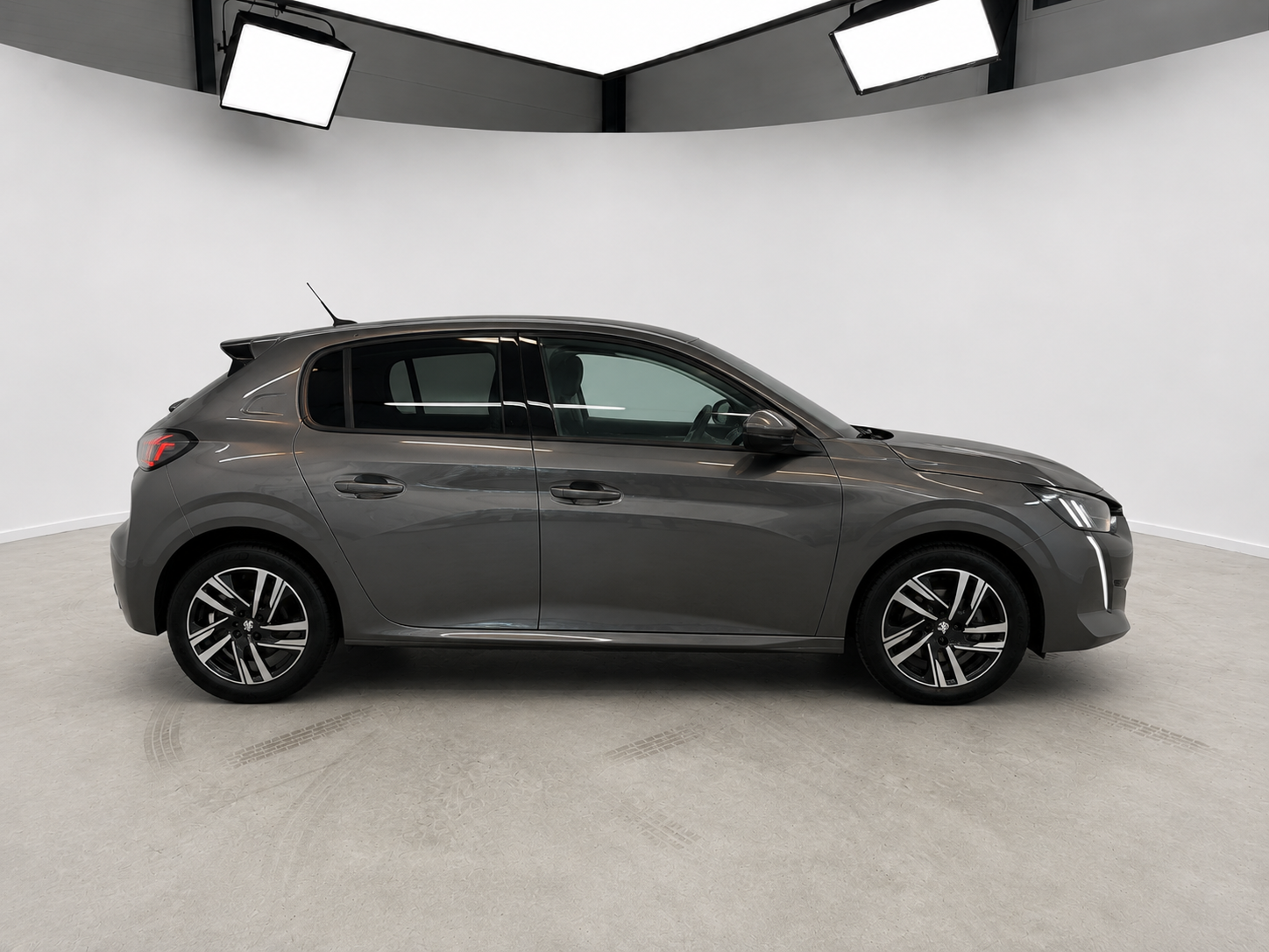 Peugeot 208 Allure Sky 2020