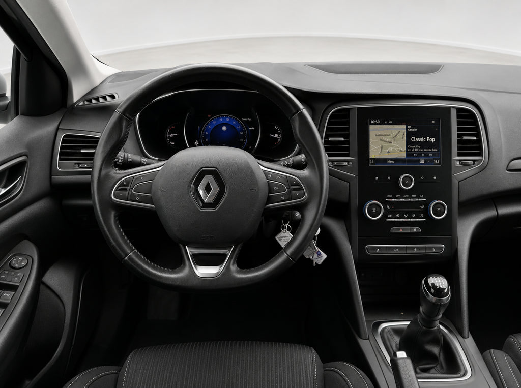 Renault Megane 1.2 TCe 100 – Lav km!