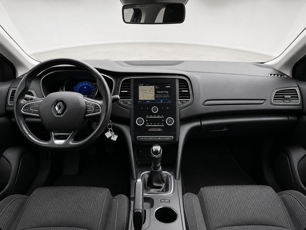 Renault Megane 1.2 TCe 100 – Lav km!