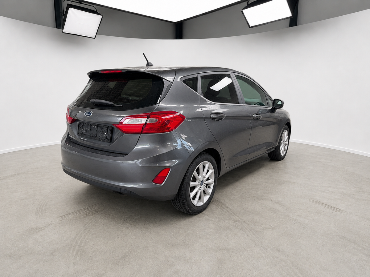 Ford Fiesta 2019 set skråt bagfra hos ENV Auto i Odense
