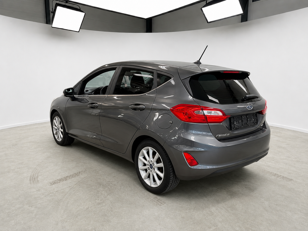 Ford Fiesta 2019 set skråt bagfra hos ENV Auto i Odense
