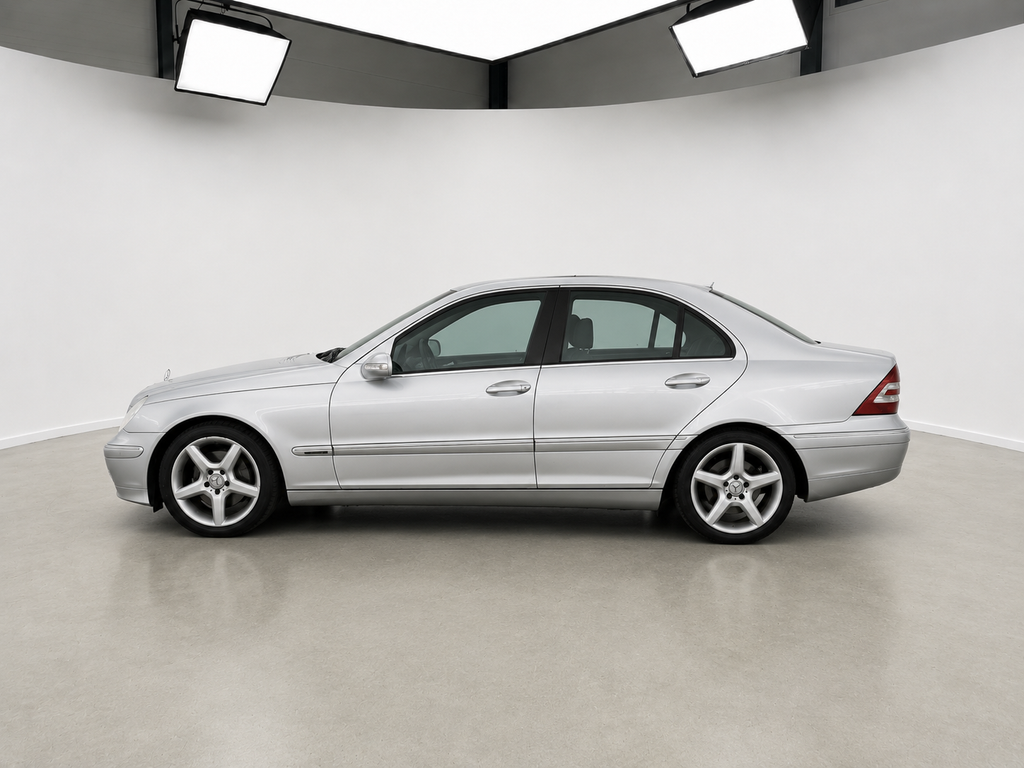 Mercedes 320 V6