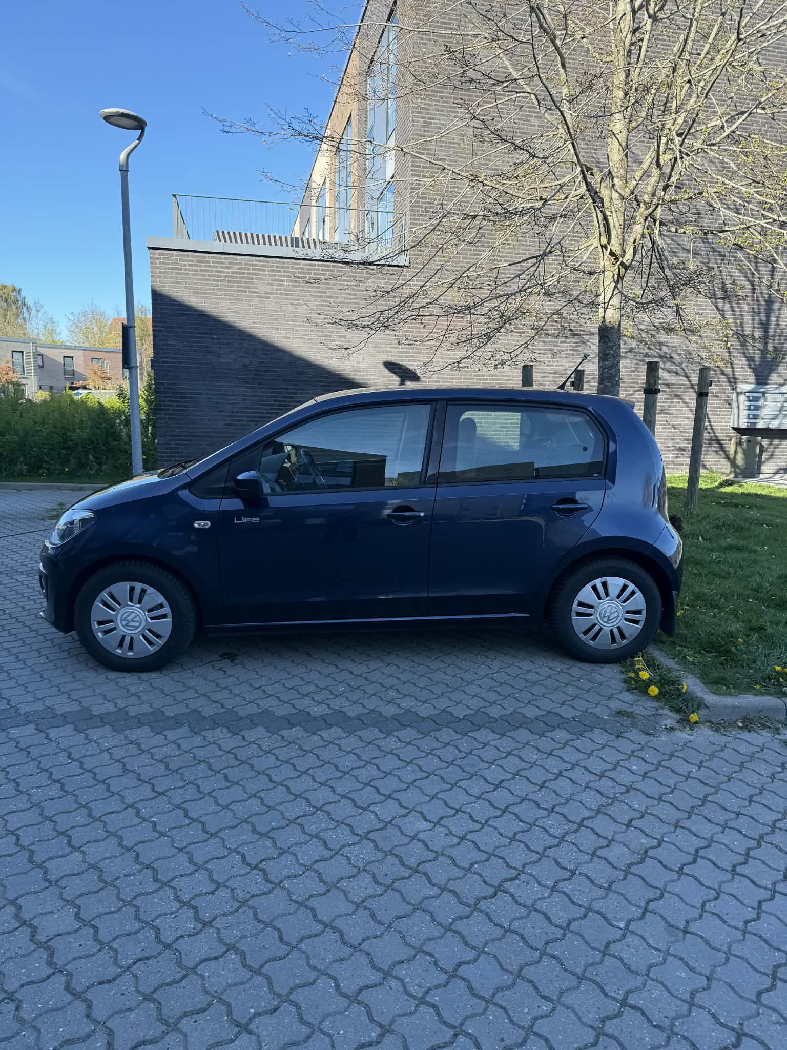 VW UP 2012