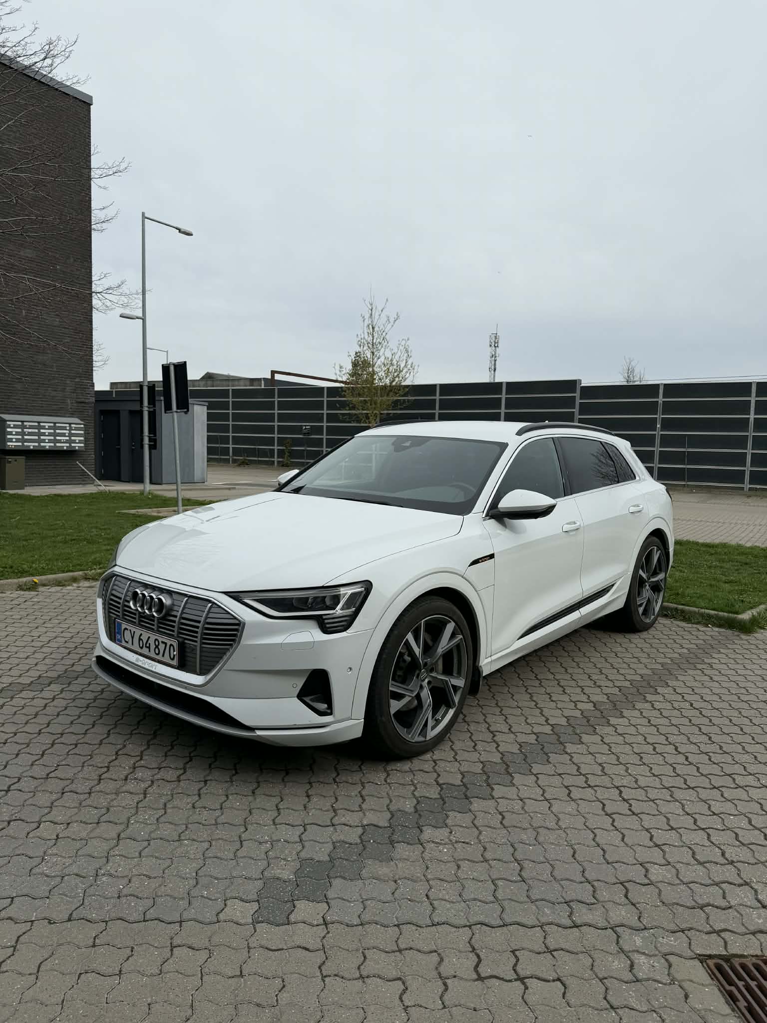 Audi Etron 55