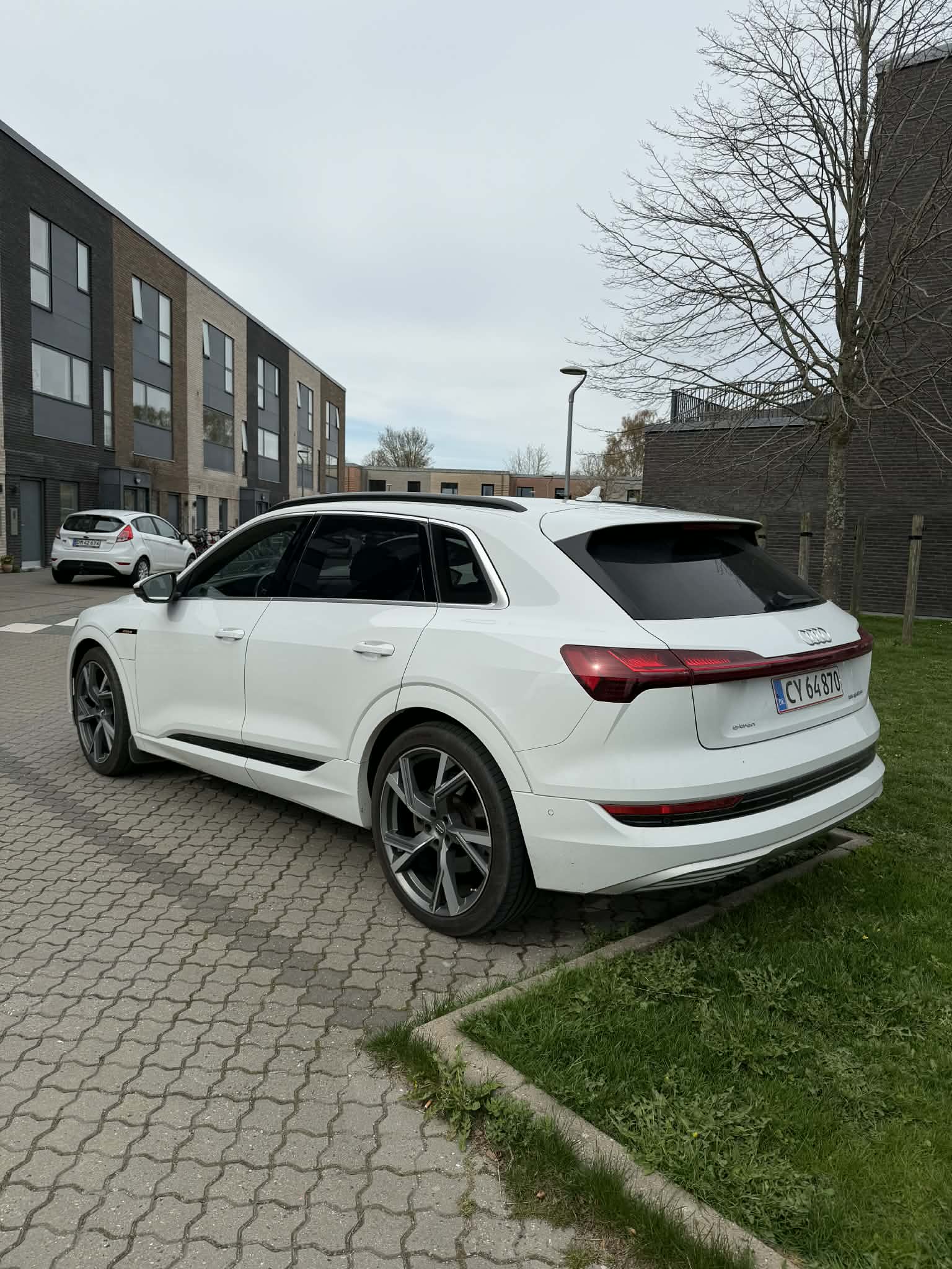 Audi Etron 55